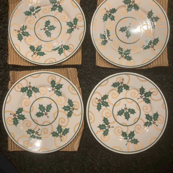 Holiday dishes - Picture 3 of 5